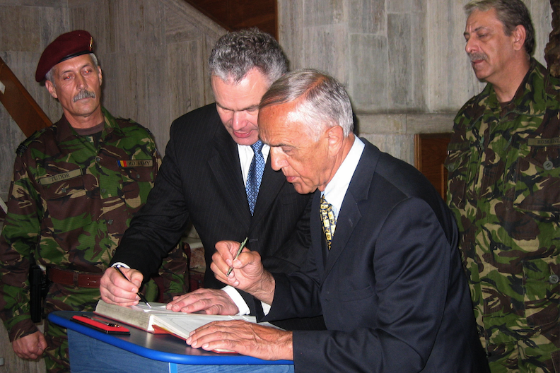 Vizita Gaston Glock 2005 hover